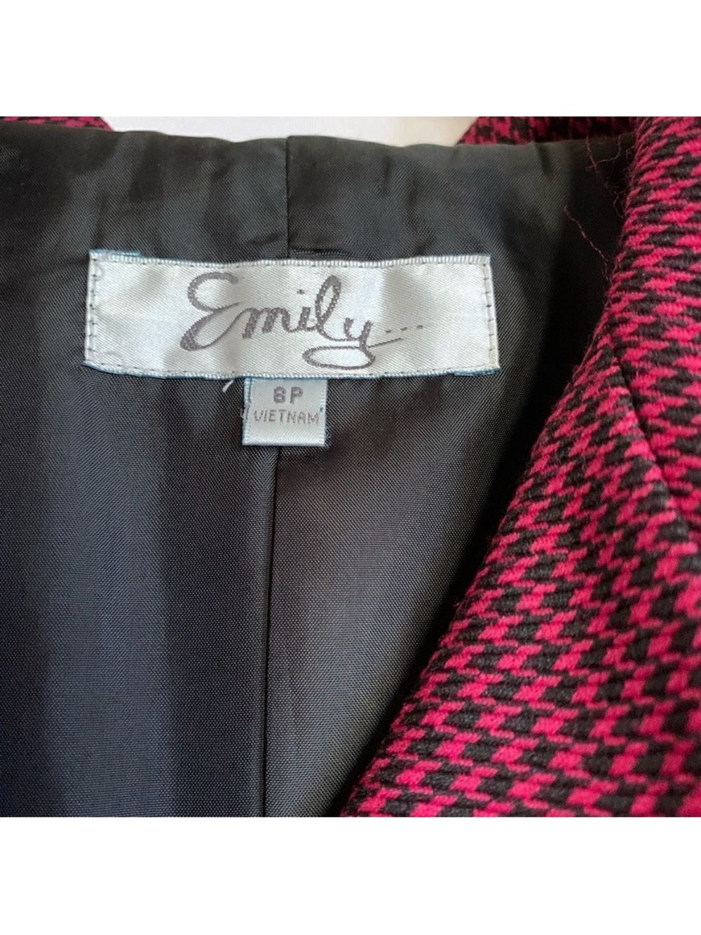 3 Piece Bundle Emily Burgundy Houndstooth Button Jacket with Black Top & Pants - Picture 9 of 9